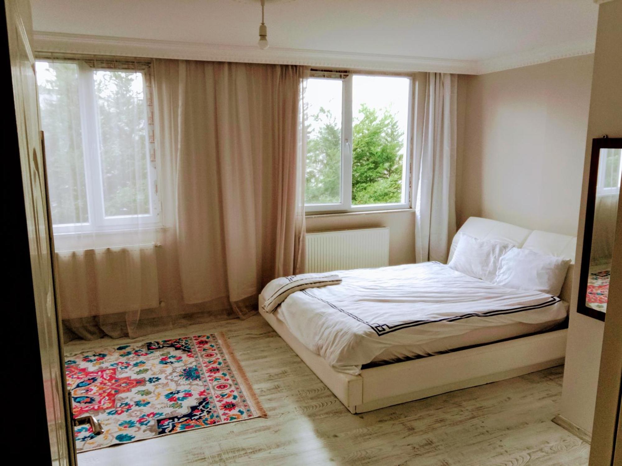 Ahmet Teacher Hotel, 5 Minutes From The Airport Arnavutkoy Exterior foto