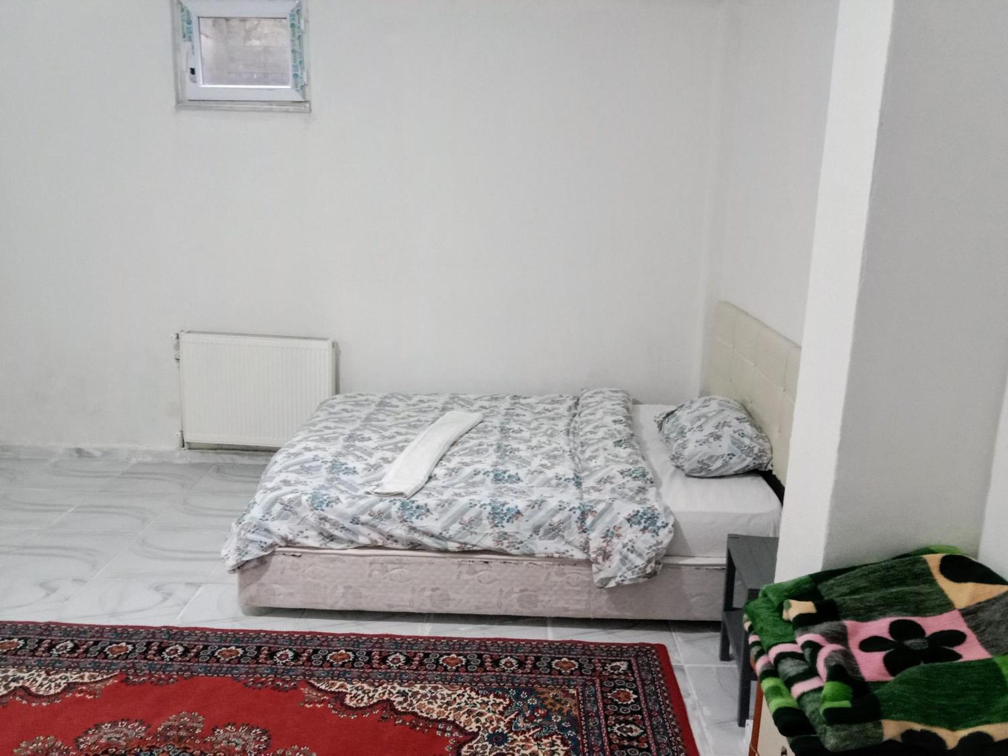 Ahmet Teacher Hotel, 5 Minutes From The Airport Arnavutkoy Quarto foto